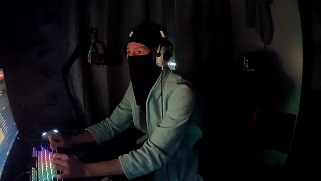 suicdemask online show from 02/19/26, 04:36