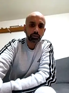 T1T012 online show from 01/06/26, 12:03