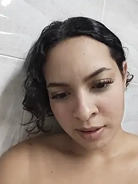  Bella Beth  online show from 11/13/25, 02:21