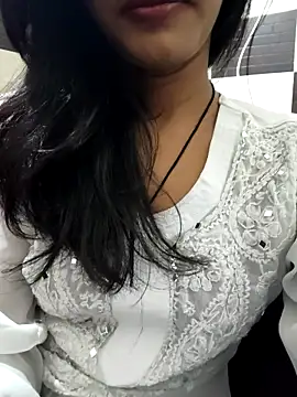 anjali2351 online show from 11/05/25, 11:27