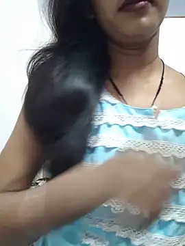 Snapshot of anjali2351 chatting on 06/12/26, 11:57 anjali2351 online show from 06/12/26, 11:57