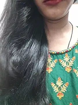 Snapshot of anjali2351 chatting on 07/12/26, 05:37 anjali2351 online show from 07/12/26, 05:37