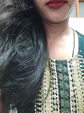 Snapshot of anjali2351 chatting on 07/15/26, 02:39 anjali2351 online show from 07/15/26, 02:39