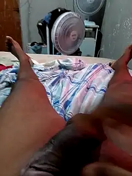 Snapshot of picadme chatting on 03/25/26, 12:44 picadme online show from 03/25/26, 12:44