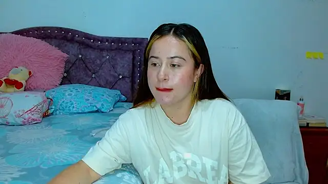 Hanssel tess online show from 11/15/25, 09:11