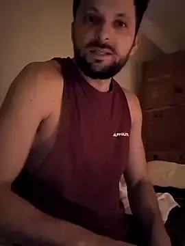 felipelon07 online show from 11/29/25, 04:15