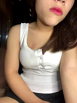 Lyly69699 online show from 10/23/25, 02:44