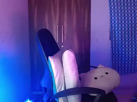 Roiseeee online show from 02/27/26, 04:45