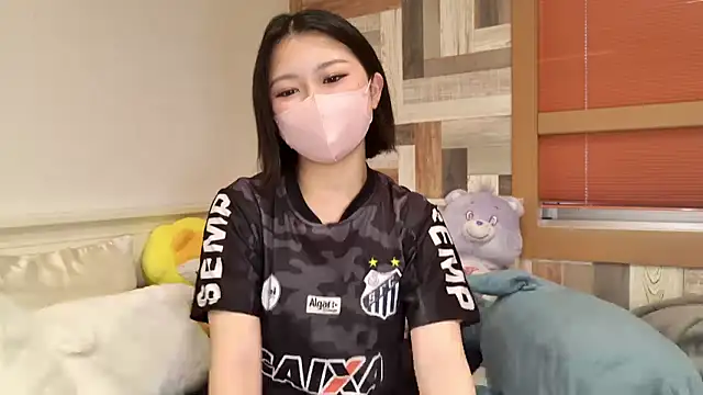 Snapshot of moka_latte chatting on 06/25/26, 09:47 moka latte online show from 06/25/26, 09:47