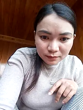 kun-love online show from 10/17/25, 10:07