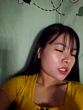 Snapshot of Mylove-here chatting on 10/16/25, 02:01 Mylove-here online show from 10/16/25, 02:01