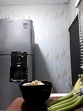 Snapshot of Lollysmile26 chatting on 10/19/25, 02:23 Lollysmile26 online show from 10/19/25, 02:23