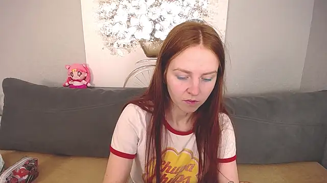 Evarey  online show from 10/14/25, 04:57