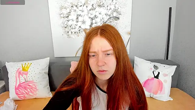 Evarey  online show from 11/23/25, 06:35