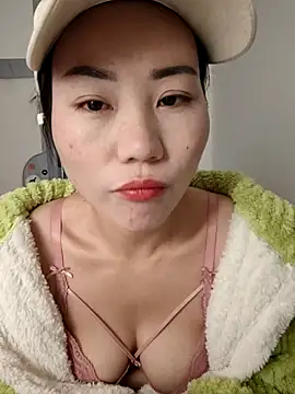 nini10052025 online show from 01/12/26, 01:55