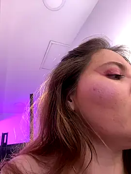 kattee adams online show from 12/16/25, 01:16