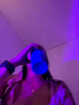 emi star online show from 10/23/25, 10:52