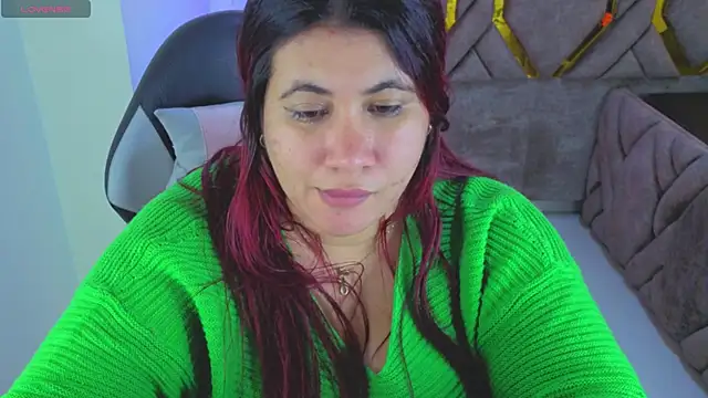 Addyy 02 online show from 12/14/25, 02:33