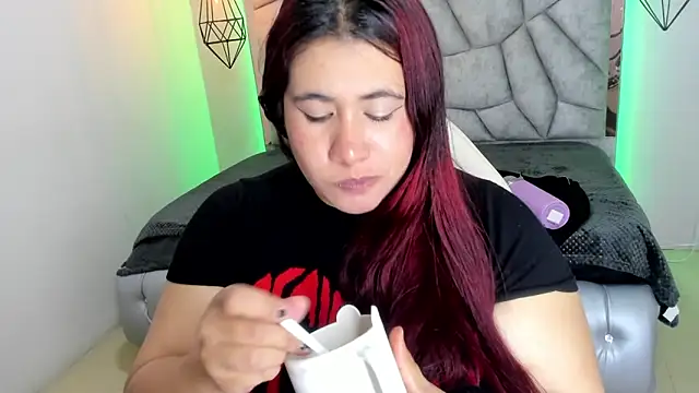 Addyy 02 online show from 06/21/26, 05:04