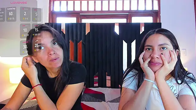 Sofy and Mia online show from 10/28/25, 12:30