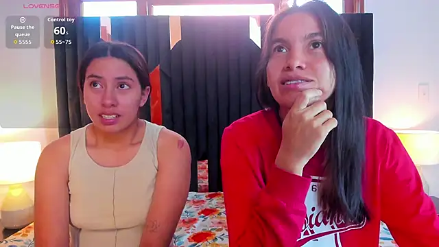 Sofy and Mia online show from 12/01/25, 12:32