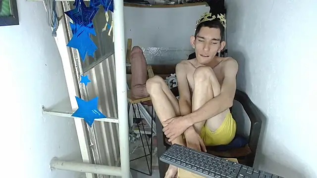 sexdumbi online show from 10/23/25, 04:06