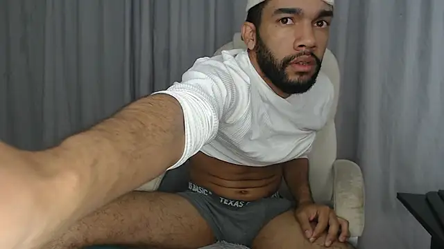 andresnoir  online show from 10/21/25, 02:18