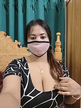 Beauty Queen Soniya online show from 06/18/26, 09:14