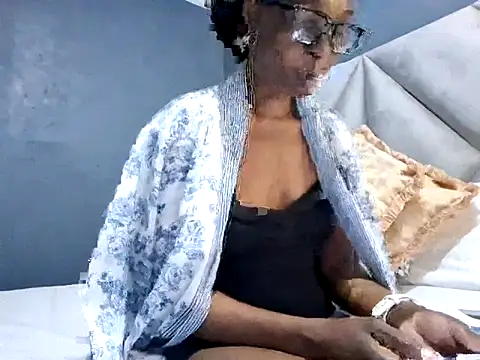 NaughtyCouga online show from 05/22/26, 05:25