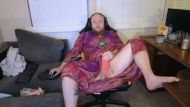 Snapshot of theballboy1 chatting on 04/23/26, 10:36 theballboy1 online show from 04/23/26, 10:36