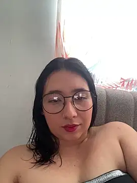 Dulce-1234 online show from 10/22/25, 09:47