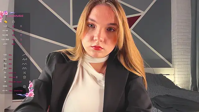 RebeccaEglitis online show from 12/15/25, 04:33