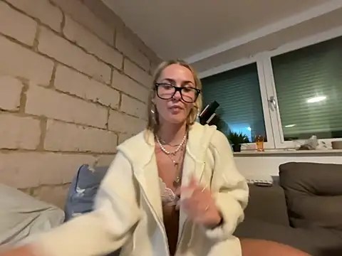 goddesemiiyy online show from 02/08/26, 05:38