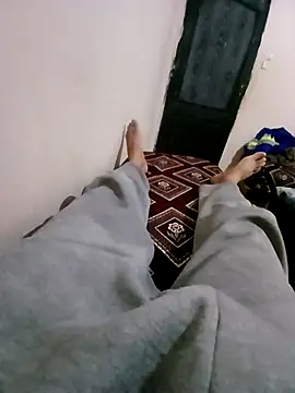 Snapshot of latarak321 chatting on 02/26/26, 10:09 latarak321 online show from 02/26/26, 10:09