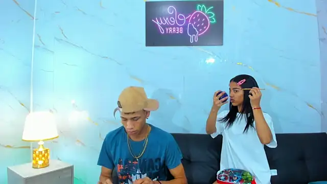 Little nicoll online show from 03/22/26, 01:31