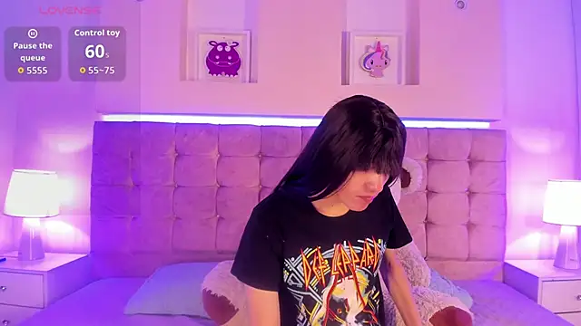 Naya Velvet online show from 11/06/25, 03:57