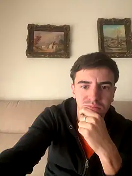 suarezz  online show from 10/19/25, 03:12