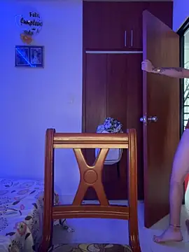 Snapshot of davidxxx_2012 chatting on 10/10/25, 08:41 davidxxx 2012 online show from 10/10/25, 08:41