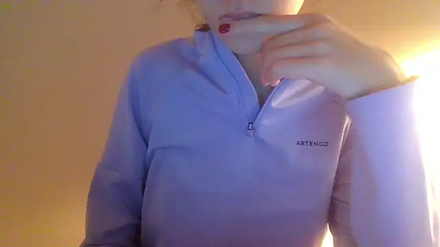 Snapshot of SuperValentina chatting on 02/12/26, 01:39 SuperValentina online show from 02/12/26, 01:39