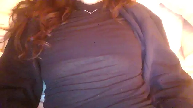 Snapshot of SuperValentina chatting on 02/22/26, 10:41 SuperValentina online show from 02/22/26, 10:41