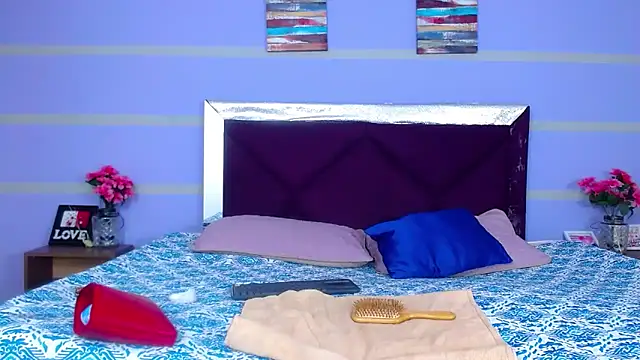 LizzyGrey  online show from 10/09/25, 07:12