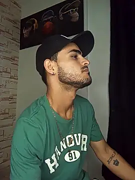 Snapshot of Master_King_Crazzy777 chatting on 10/11/25, 08:51 Master King Crazzy777 online show from 10/11/25, 08:51