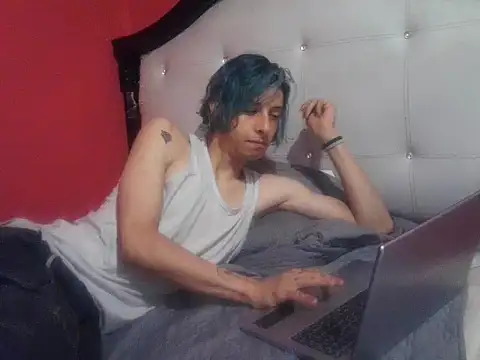 Snapshot of Spicy_fantasy777 chatting on 10/20/25, 07:25 Spicy fantasy777 online show from 10/20/25, 07:25