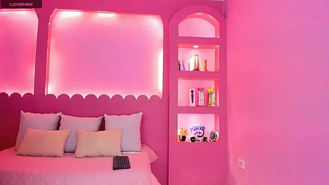 Elena Kink online show from 04/15/26, 07:21