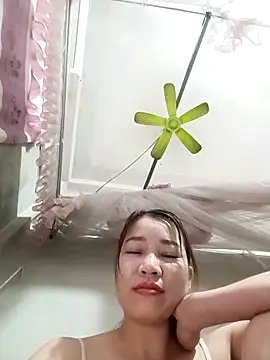 ladzy sexy online show from 04/11/26, 04:00