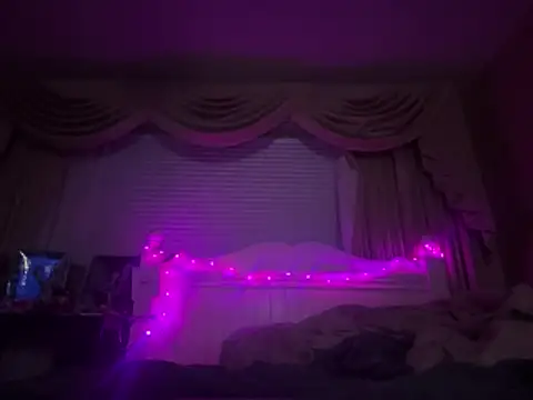 tiffanyxoxo515 online show from 03/08/26, 03:54