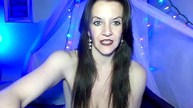 easy briezy online show from 12/19/25, 07:37