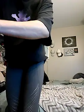 Snapshot of Cassaroll333 chatting on 11/05/25, 02:22 Cassaroll333 online show from 11/05/25, 02:22