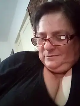 MilaCold5443 online show from 12/22/25, 10:01