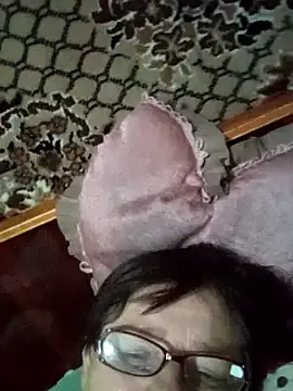 MilaCold5443 online show from 04/03/26, 06:28